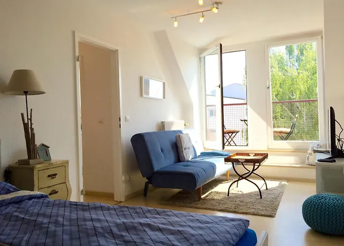Central Studio With Mini Balcony